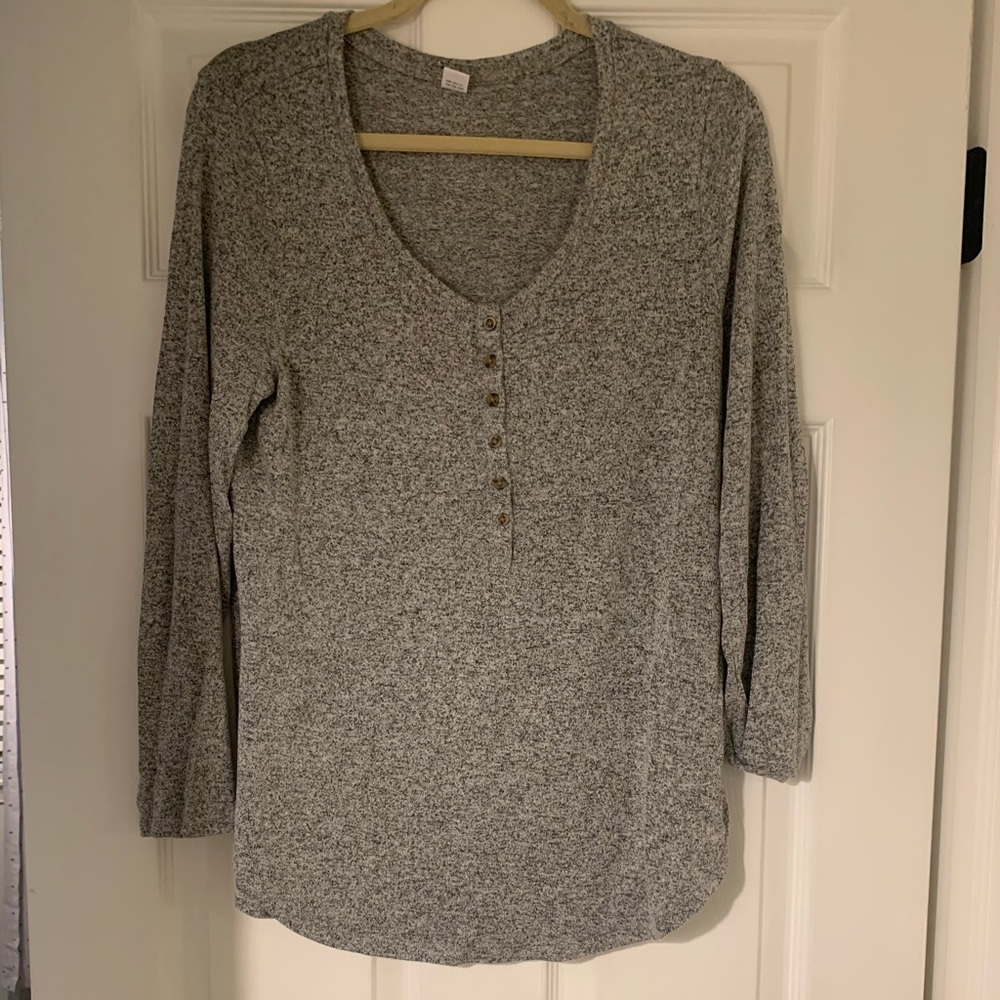 Old Navy top